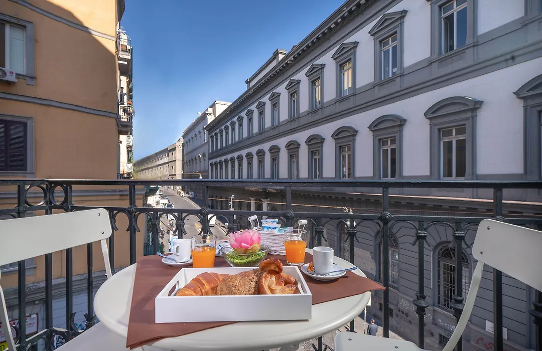 B&B DolceVita Napoli-1